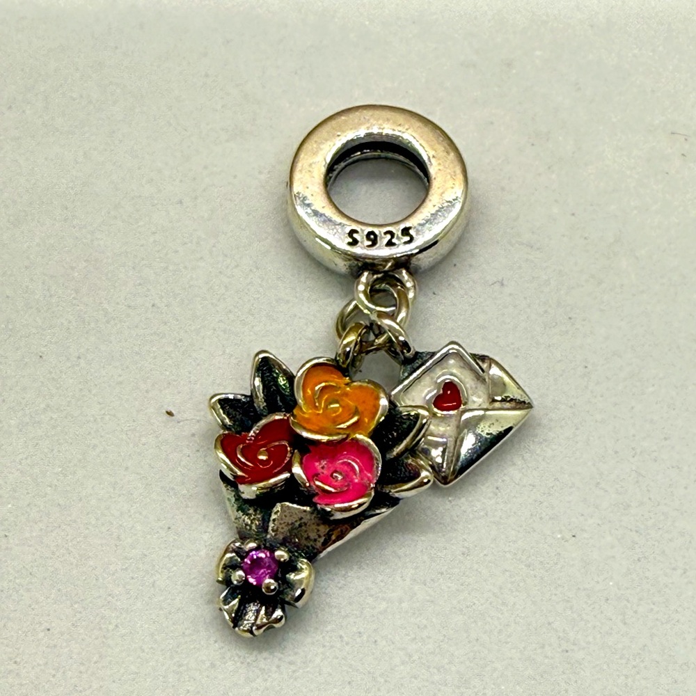 Bouquet of Roses & Love Letter Charm – Sterling Silver 925